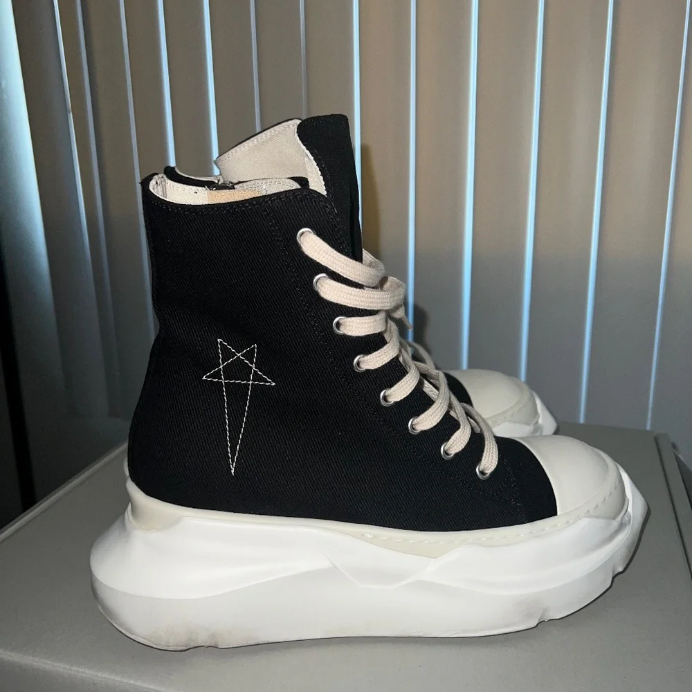 靴 RICKOWENS RUNNER  Rick Owens | Shoes | Rick Owens | Poshmark